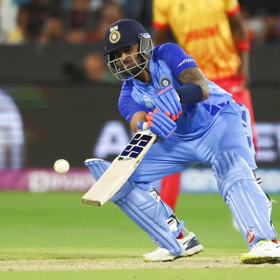 WebDesignHtown's tweet image. Most runs by a non-opener in an IPL season
709* Suryakumar Yadav (2025)
687 AB de Villiers (2016)
684 Rishabh Pant (2018)
622 Kane Williamson (2018)
605 Suryakumar Yadav (2023)
#IPL25 #MIvsPBKS #Cricket #IPL #RCB #MI #PBKS