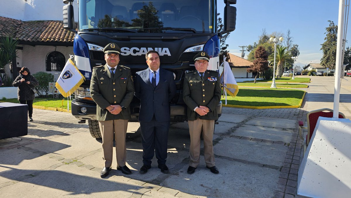 Bomberos de Chile tweet media