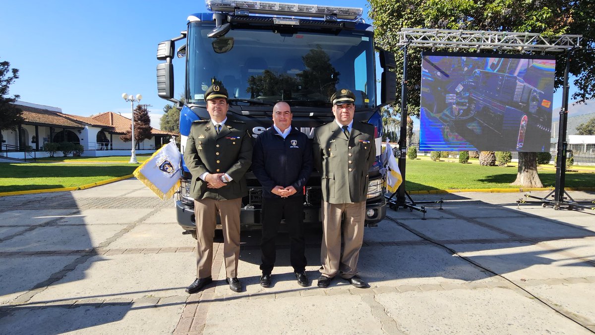 Bomberos de Chile tweet media