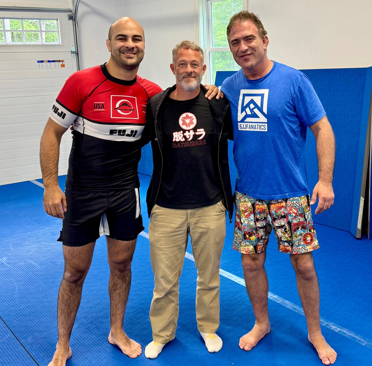 RadiOdell's tweet image. Had a good time train gang hanging with Bernardo, Michael and a bunch of great BJJ players this weekend at the BJJ Fanatics retreat.