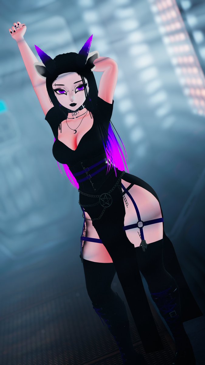 TrashoVR's tweet photo. 2... 
pic by @B3TTH3FARM 
- 
#vrchat #vrc https://t.co/t8MjX5baZU