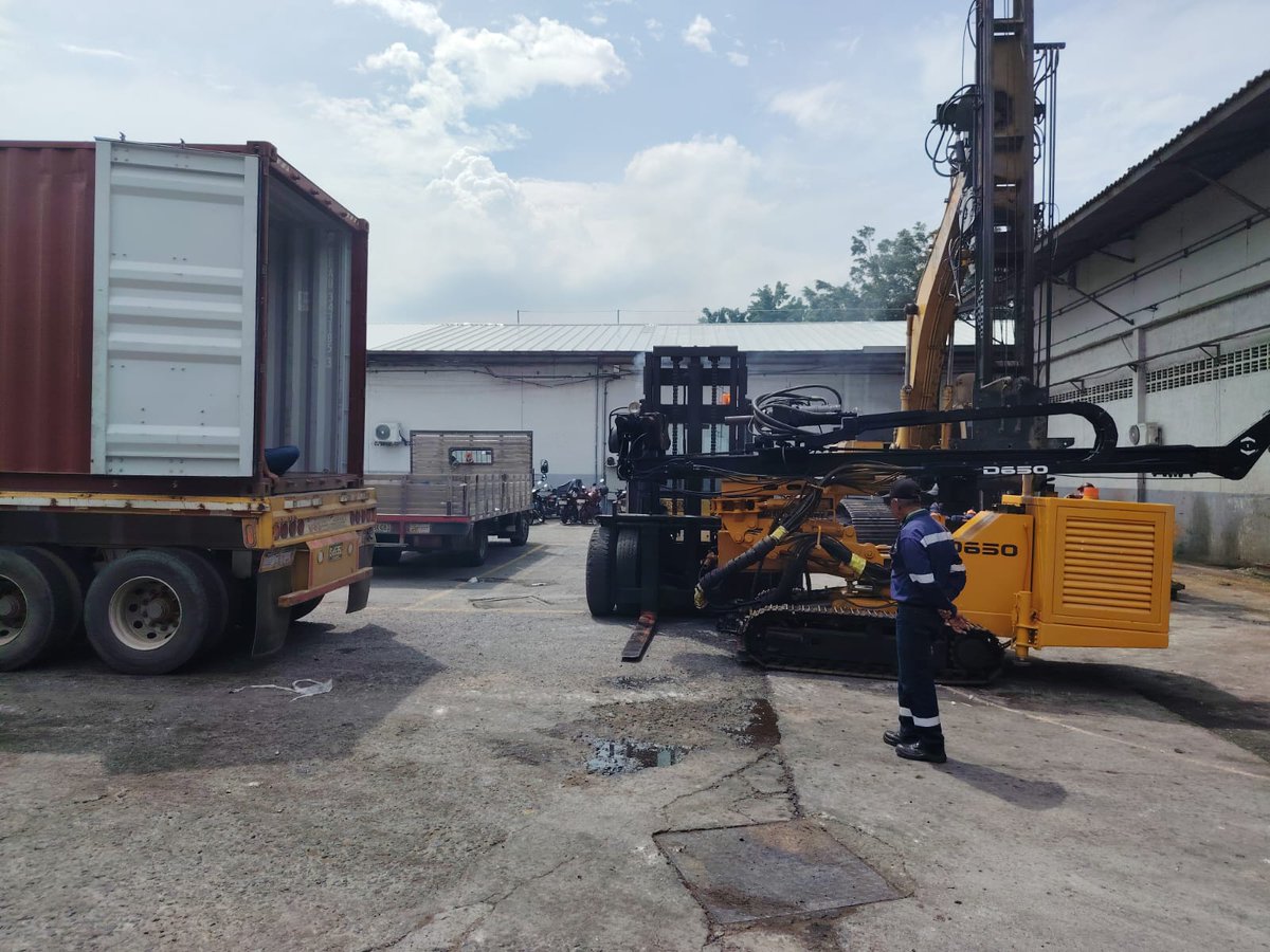 mgmining's tweet image. Another equipment Shipped to El Salvado in Central America, micropiling rig D650. #mgmining #micropilingrig #export