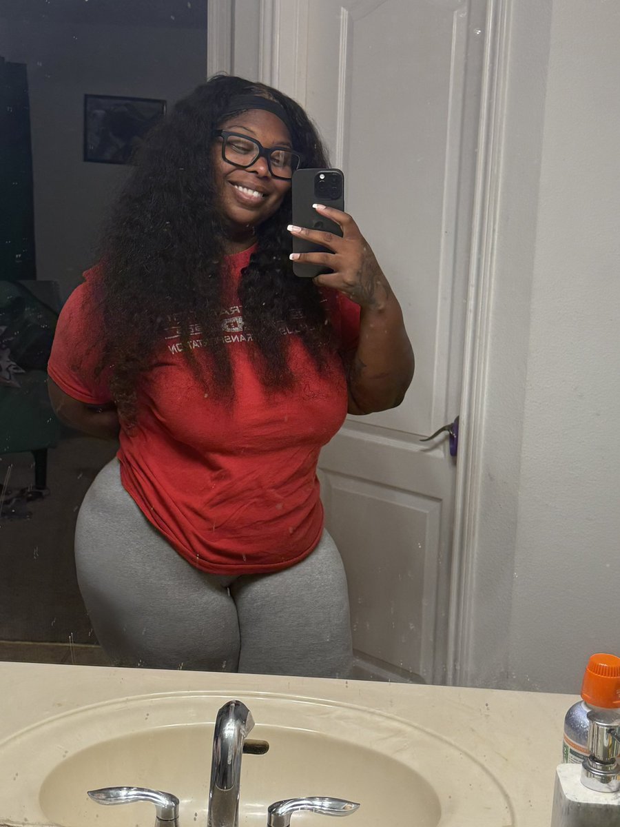 Yall like my new glasses??🤓😂