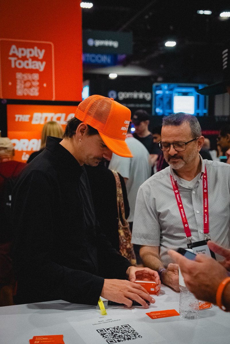 chev0r's tweet image. What a week. What a conference. And what a time to be a bitcoiner.
An amazing experience getting to meet internet friends, make new friends, rip around Vegas in cyberbeats, and connect with so many other passionate folks. Cant wait to run in back next year.
Onwards.