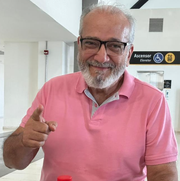 decanopostgrado's tweet photo. Buen día, queridos(as) amigos(as), estoy interesado en contactar a alguien que viva en Perú, preferentemente, venezolano, tachirense, conocedor del ambiente de estudios universitarios de postgrado. Mi celular (WApp) es: +57 3203305569 https://t.co/YmKfVunLy9