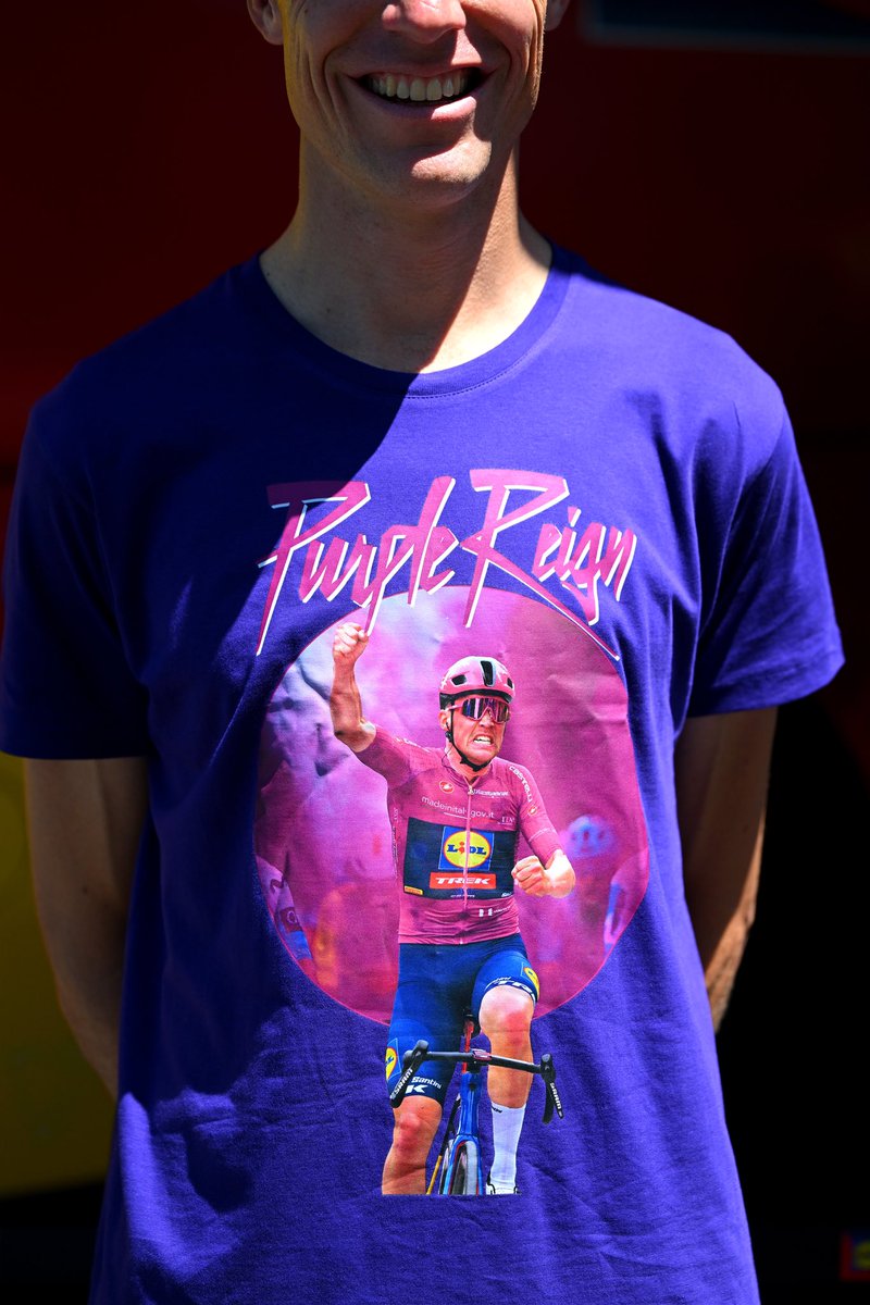 Eight 💜 for all eight guys who made Mads’ Purple Reign possible out on the roads of this year’s #GirodItalia 👏