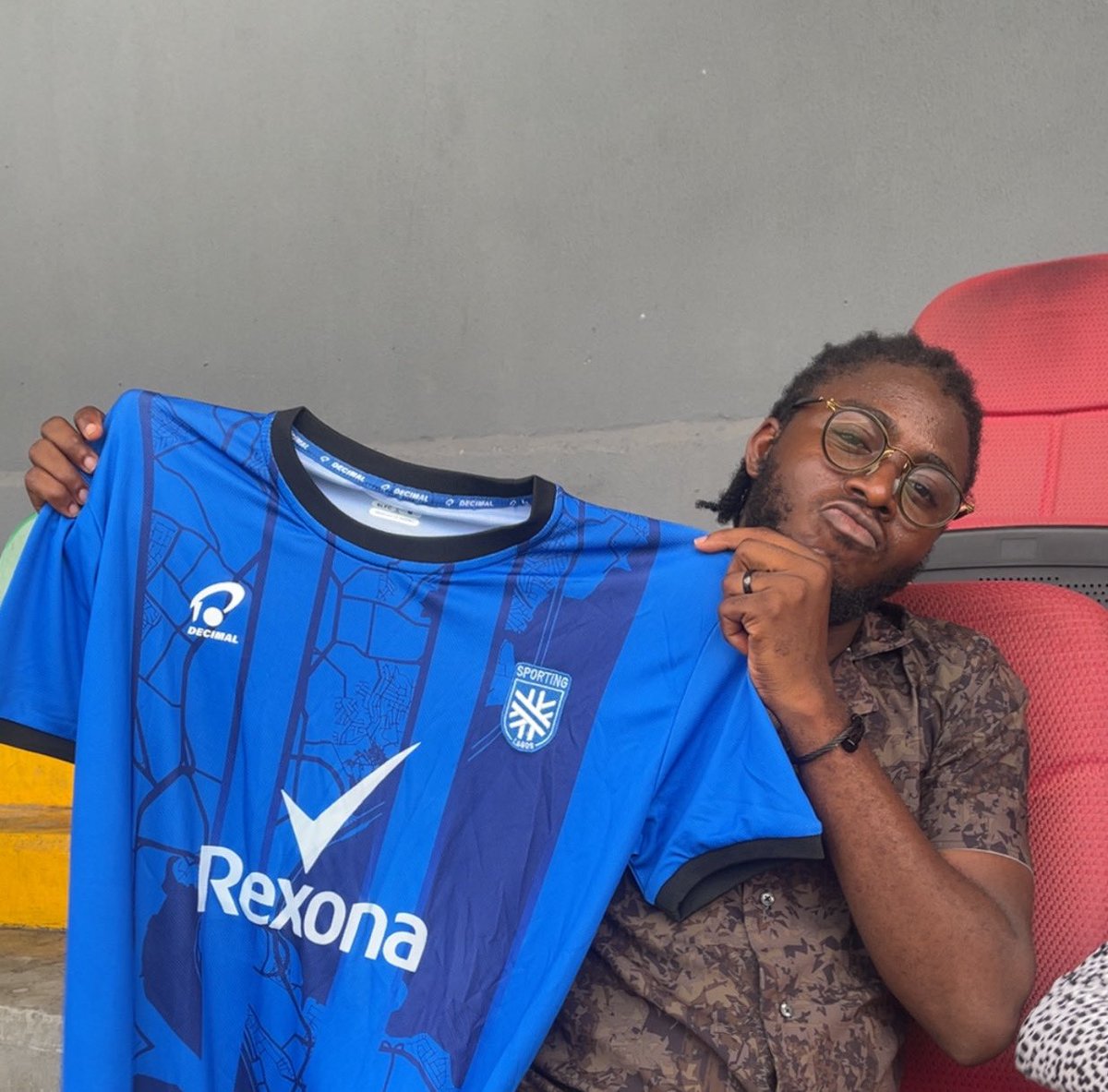 Korewolu of Ekiti (@shomoluboy_) on Twitter photo Officially a <a href="/SportingLagos/">Sporting Lagos</a> fan!!!
What a way to end the season. Officially a <a href="/SportingLagos/">Sporting Lagos</a> fan!!!
What a way to end the season.