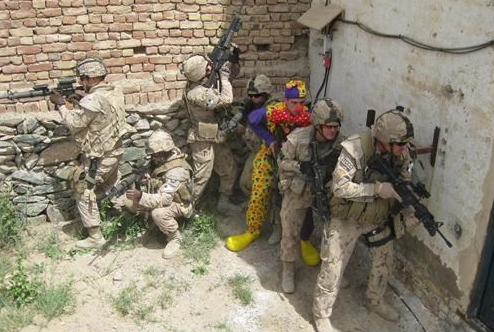 AHHHHHHHHHHHHH je m'en sort plus! C'est reparti pour un tour 😆🤡