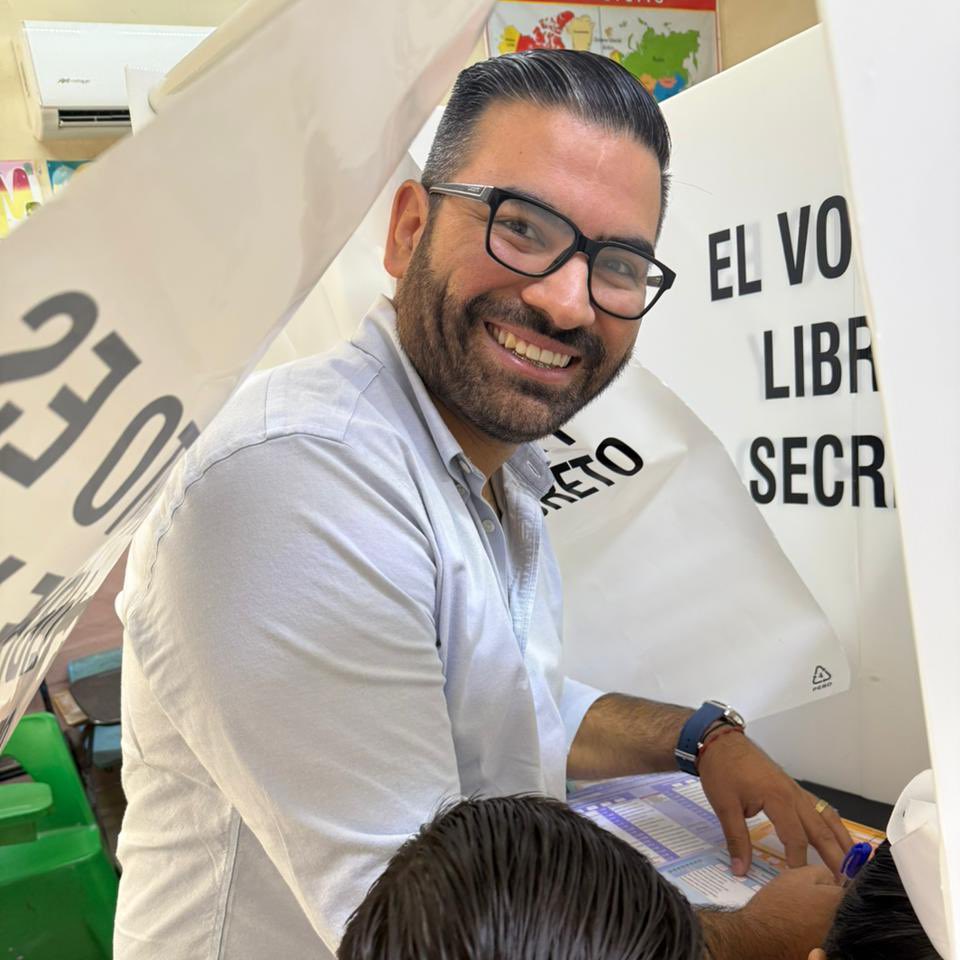 danielacedo2025's tweet photo. Hoy inicia una nueva etapa para el Poder Judicial en Sonora. Es un día histórico, ¿ya saliste a votar?🗳️☑️ https://t.co/it5dEf1Z9W