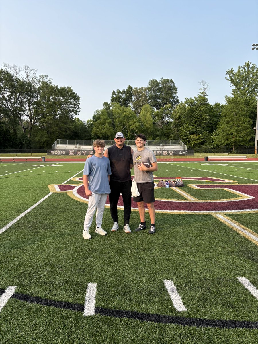Hoyer Benefield (@hoyerbeneqb) on Twitter photo Had another great session yesterday with <a href="/QBC_Memphis/">QB Country Memphis</a> <a href="/trice10qb/">Tyler Rice</a> ! Getting better each week! Had another great session yesterday with <a href="/QBC_Memphis/">QB Country Memphis</a> <a href="/trice10qb/">Tyler Rice</a> ! Getting better each week!