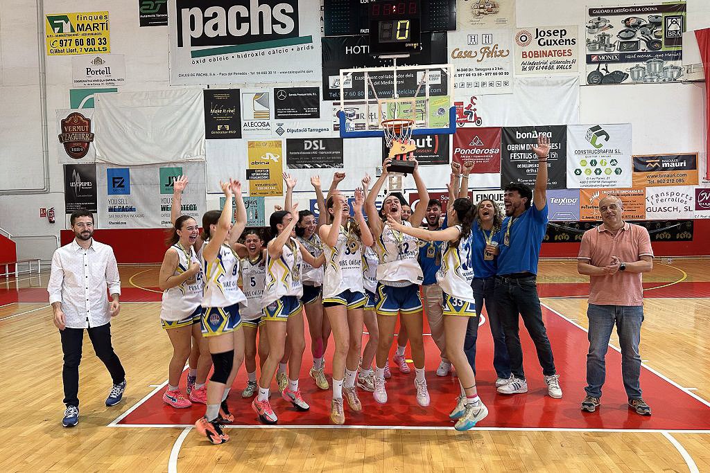 AEMinguella's tweet image. Campiones de Catalunya cadet femení interterritorial 💙
