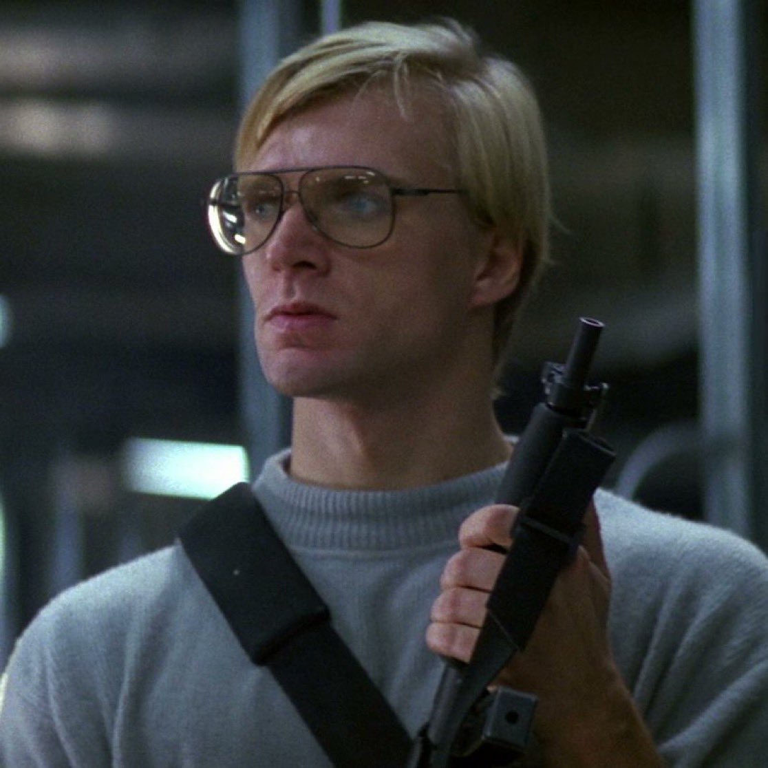 Caoimhin Kelleher to the Brentford team "The fire has been called off, my friend. I am here now”