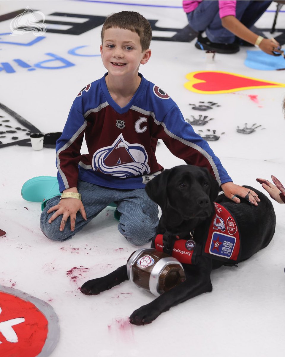 Avalanche's tweet photo. Maxy’s first Paint the Ice 🐾 https://t.co/4sZ1JwLXxZ