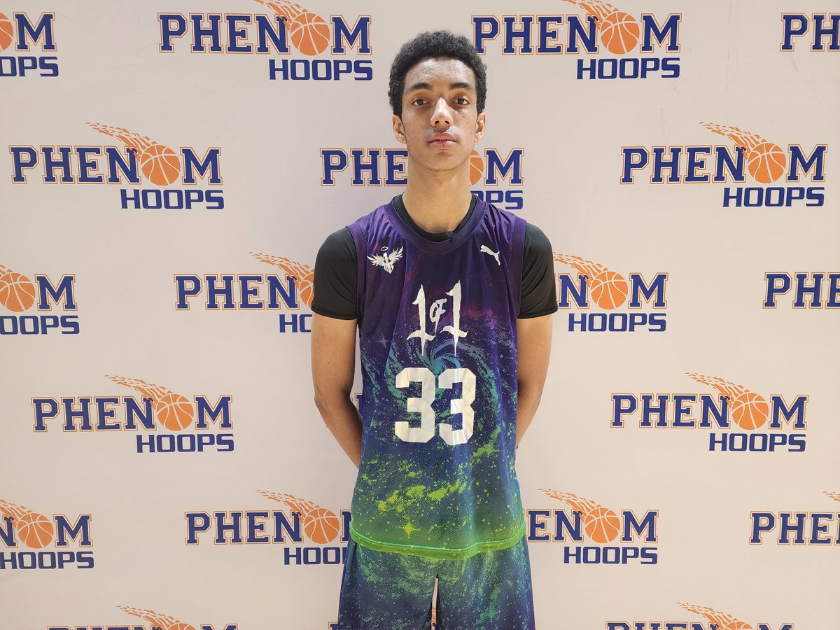 Easy to see the intrigue and upside with 6'9 '26 Nicholas McLean (1 of 1 Elite). Lethal spot-up threat with length, athleticism, and a wiry frame. Showing the ability to finish above the rim, move without the ball, and make plays defensively #PhenomSummerShowcase