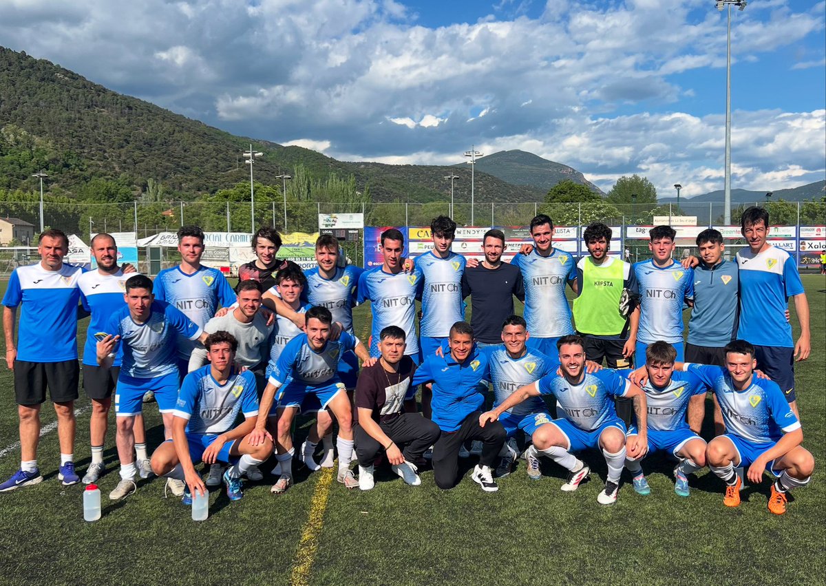 La Seu d'Urgell F.C. (@fclaseu) on Twitter photo 💙 Temporada 24/25 🤍 🔚
temporada on hem patit i gaudit a parts iguals, GRÀCIES EQUIP i STAFF per formar un any més aquesta FAMÍLIA,  amb compromís i treball, lluitant a la màxima categoria provincial i mantenint 1 any més la categoria tenint un dls pressupostos més baixos 💙 Temporada 24/25 🤍 🔚
temporada on hem patit i gaudit a parts iguals, GRÀCIES EQUIP i STAFF per formar un any més aquesta FAMÍLIA,  amb compromís i treball, lluitant a la màxima categoria provincial i mantenint 1 any més la categoria tenint un dls pressupostos més baixos