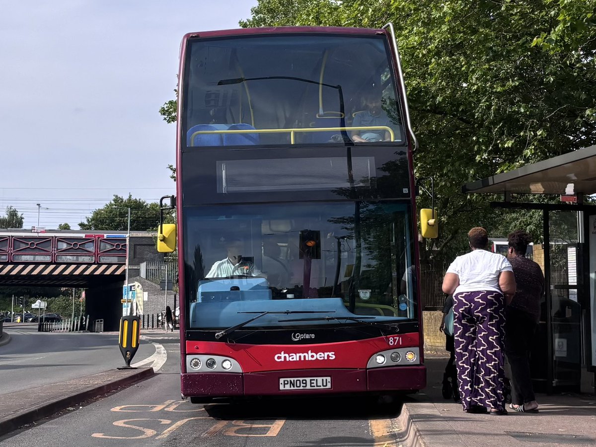 Best of British Buses tweet media