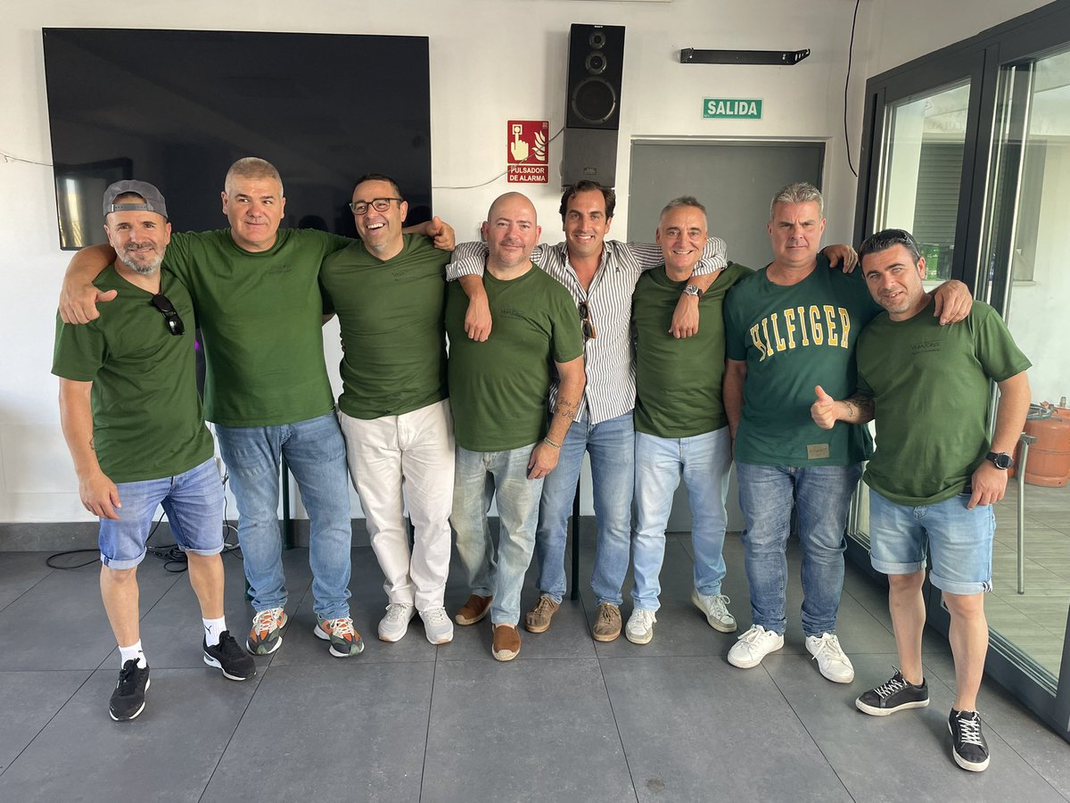 Vera+Cruz y Sangre Málaga (@veracruzfusiona) on Twitter photo Estupendo día de hermandad con los hombres de trono de nuestro sagrado titular <a href="/rcfusionadas/">Cofradías Fusionadas</a> Estupendo día de hermandad con los hombres de trono de nuestro sagrado titular <a href="/rcfusionadas/">Cofradías Fusionadas</a>