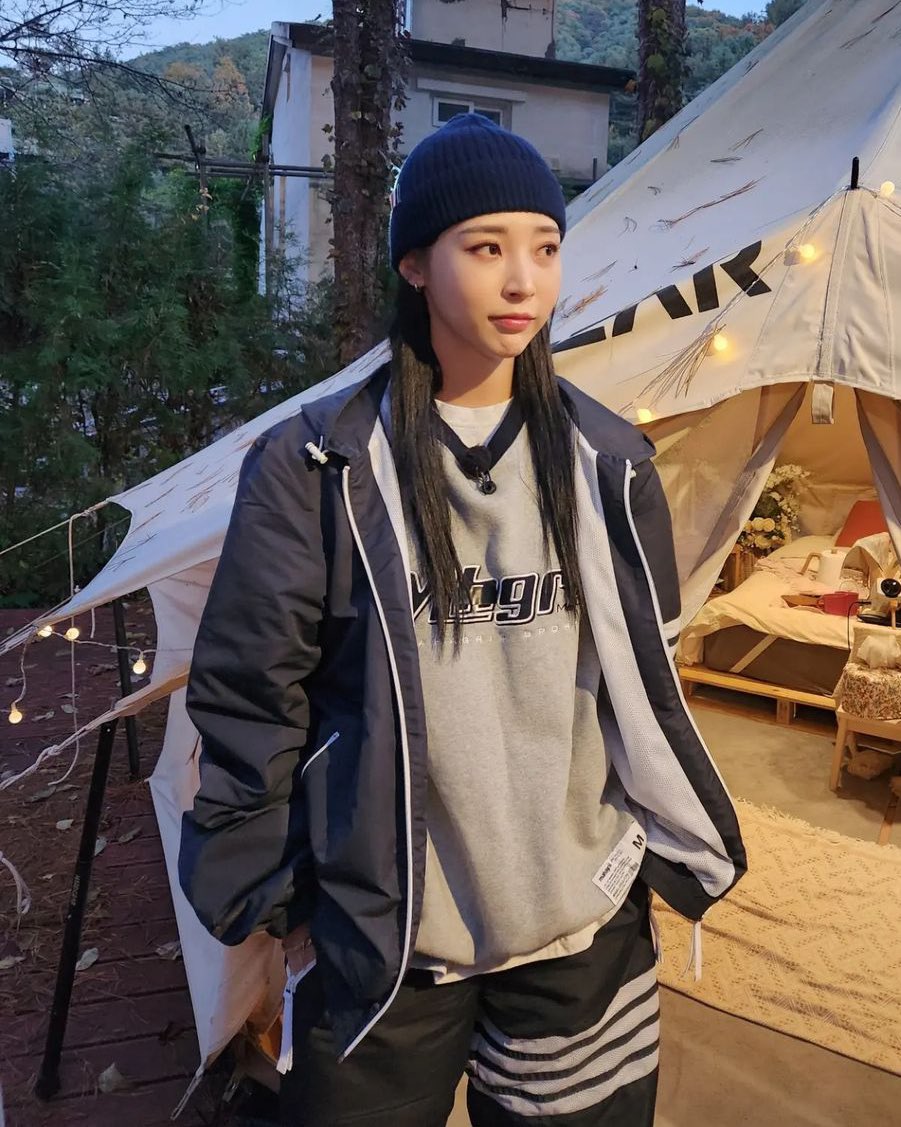handsome moonbyul tweet media