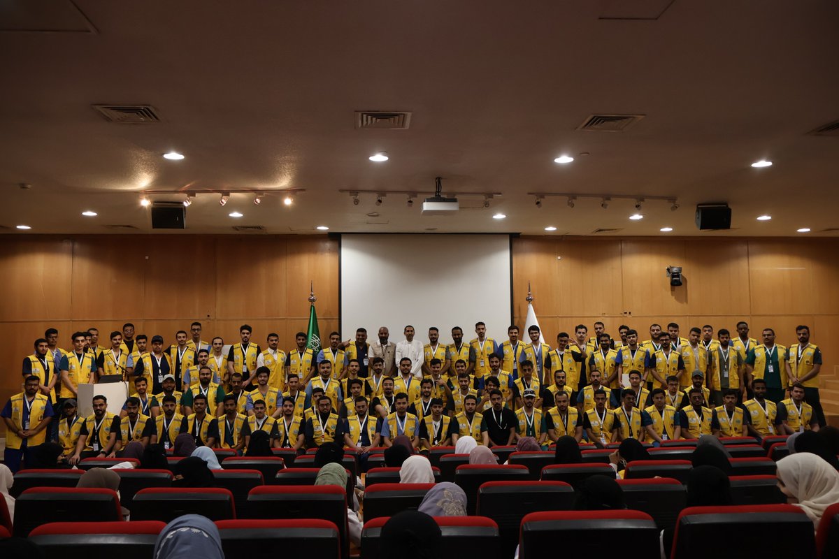 أكاديمية SMAV tweet media