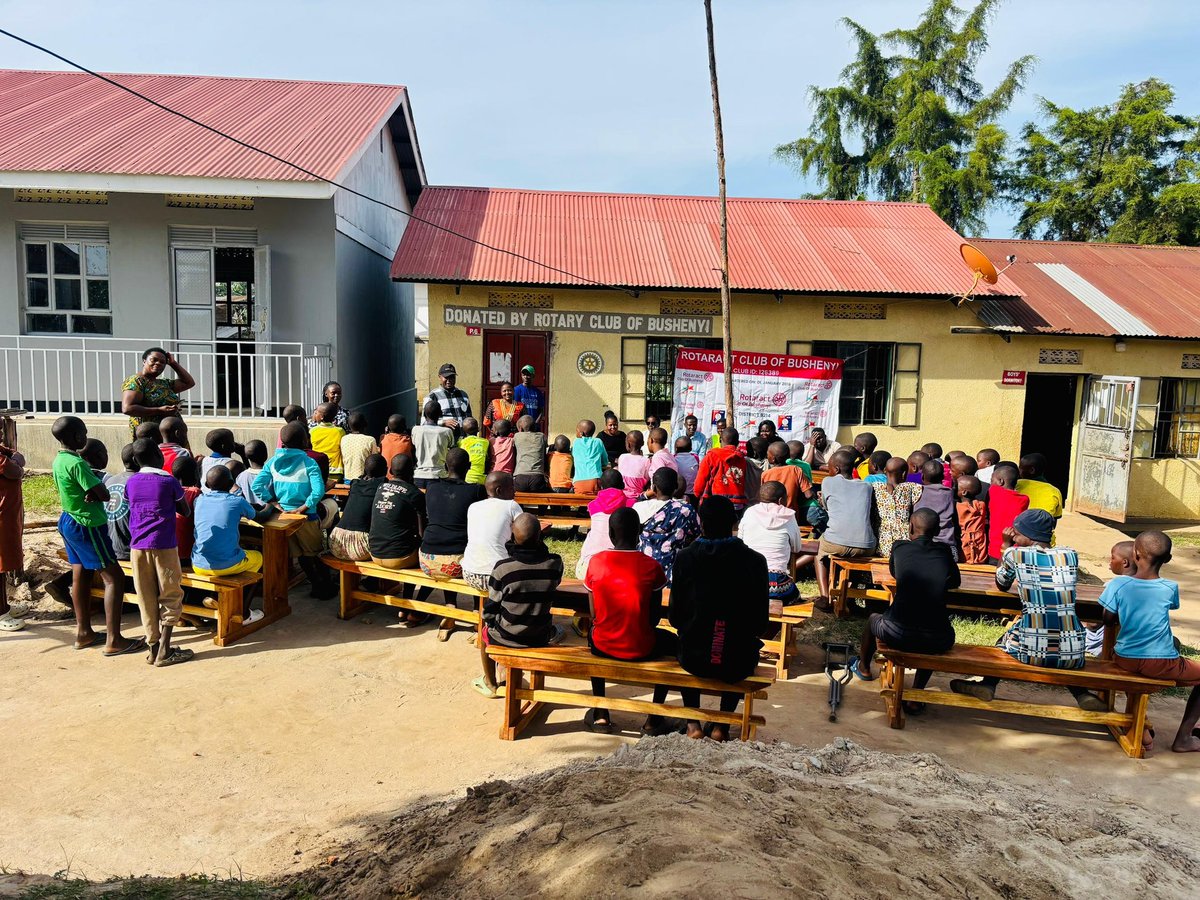 Rotaract Club of Bushenyi tweet media