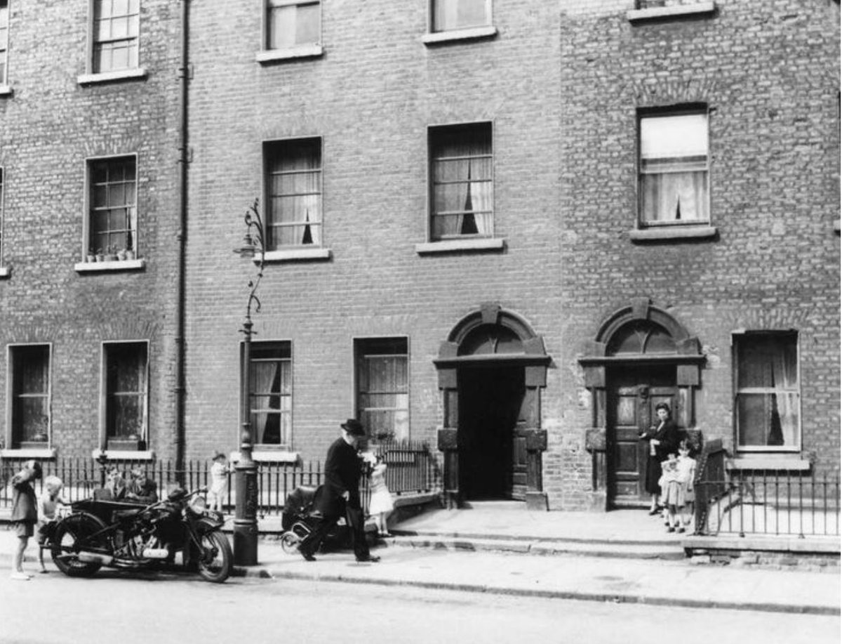 In Search of a Missing Door: Joyce, Dublin and the idea of Irishness. Latest post out on Substack:worldoutofjoint.substack.com/p/in-search-of…