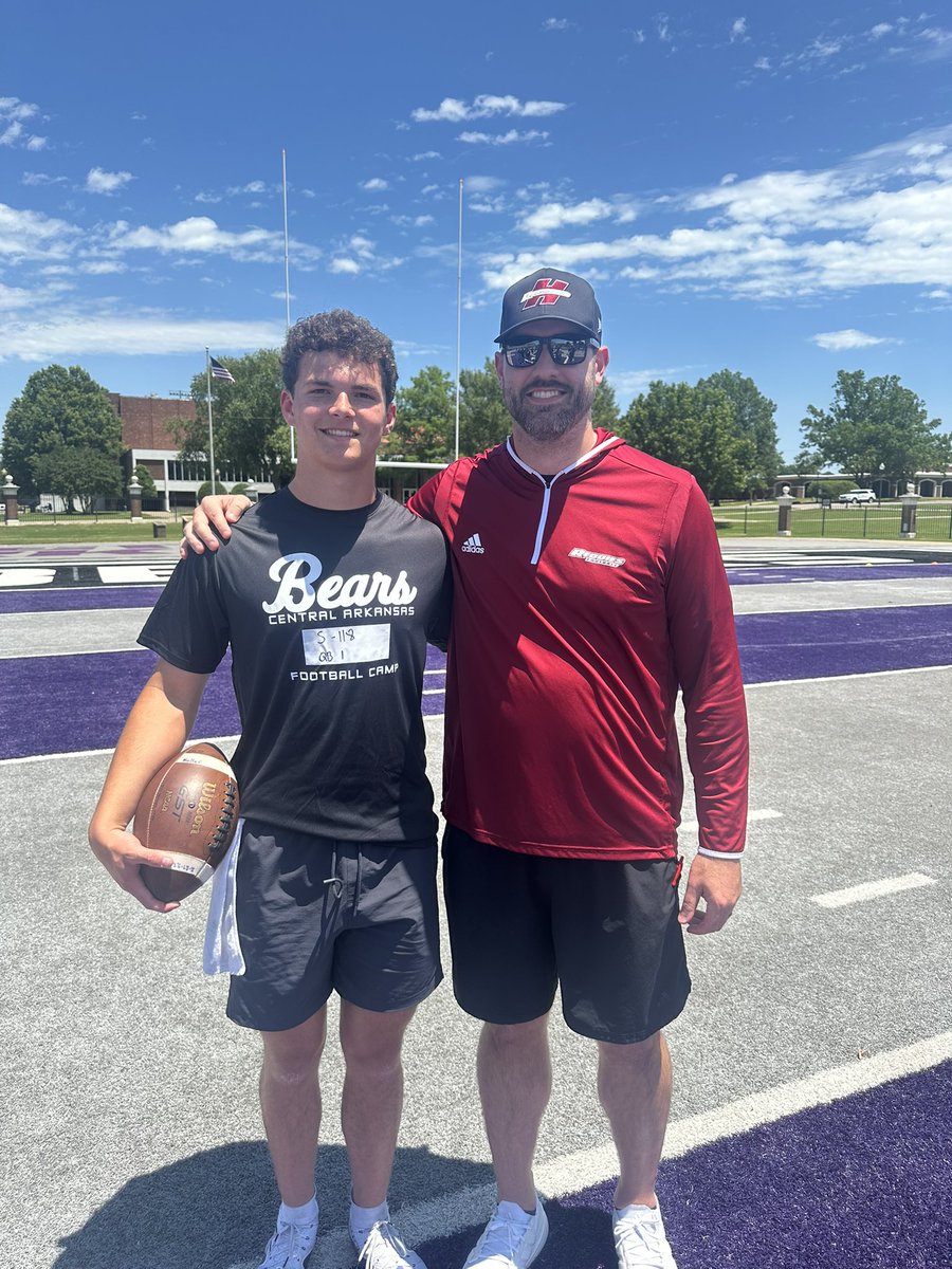 kemp_keller's tweet image. #AGTG After a great camp and conversation with @EJLASSITER I’m thankful to receive an offer from @ReddiesFB ! @Coach_Hols @__CoachRoss @Coach_Grimmett @Coachjtolleson @coachboshears @waedmondson @CoachLeCroix
