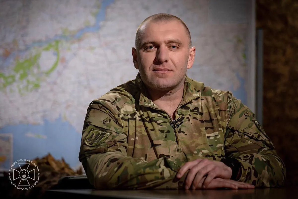 Леді та джентльмени, до вашої уваги - Герой України.

🫡
