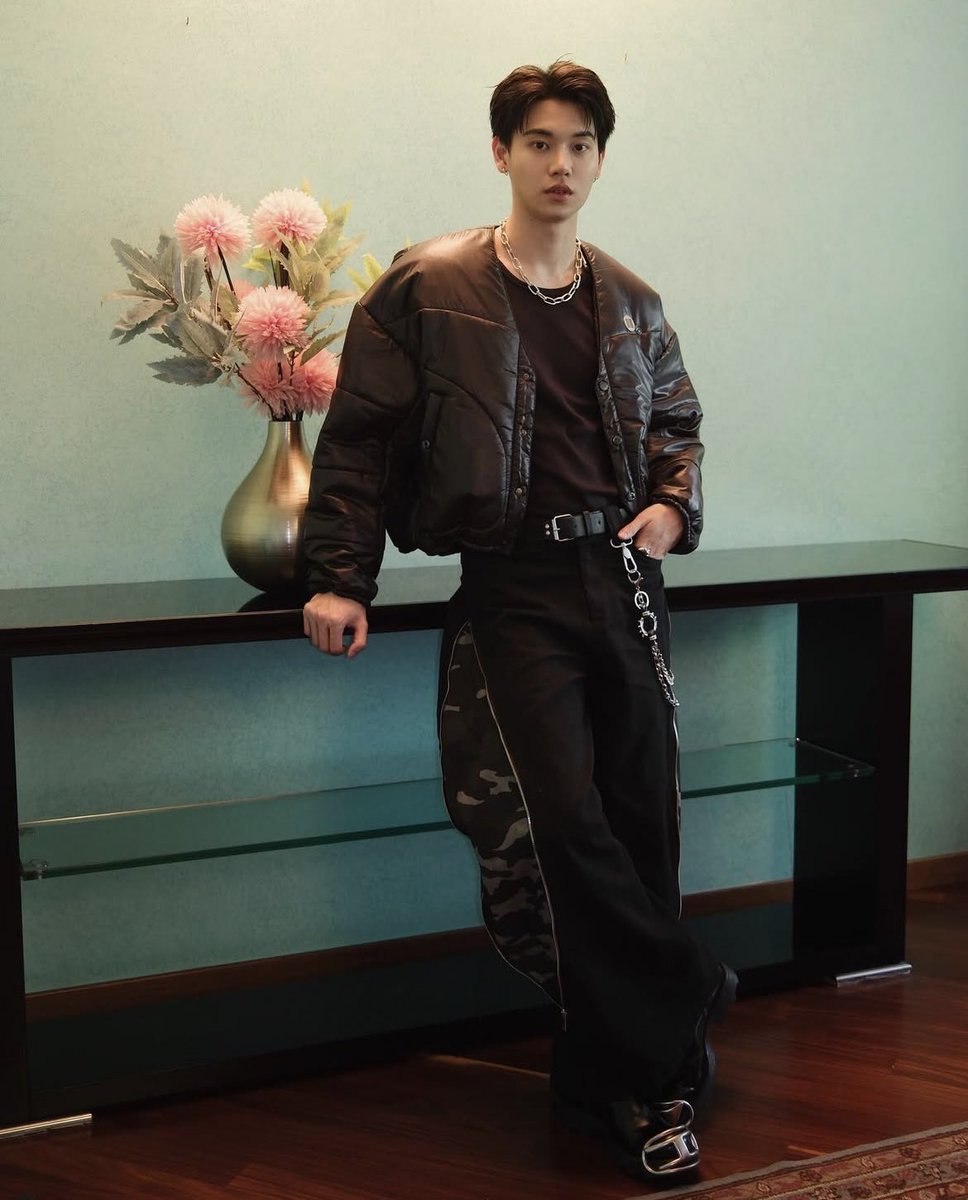ลุคน้องหยิ่นสุดหล่อ ณ อิตาลี

cr. gemsstone 
#YinWarITALY
FM YINWAR IN ITALY
#yinyin_anw Yin Anan <a href="/yinyin_anw/">Yinyin</a> #หยิ่นวอร์