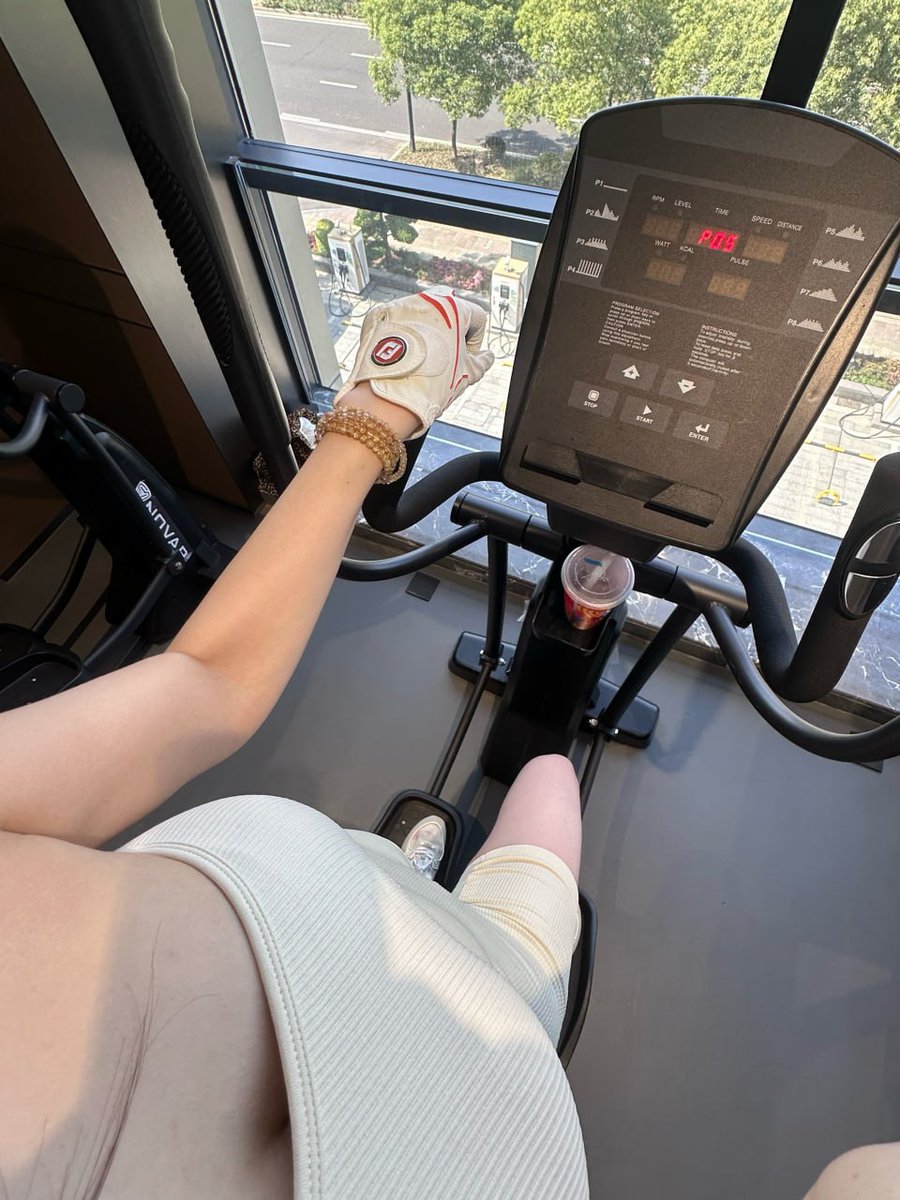 It’s better to exercise than to meet people🏋️