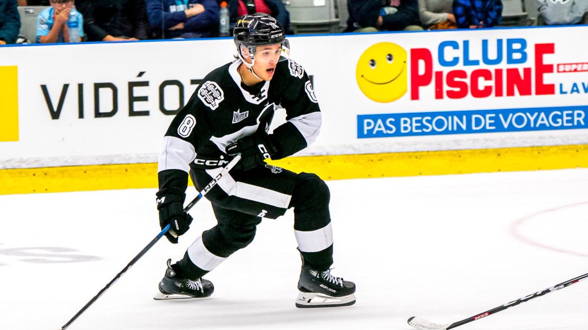 PoutineAndPucks's tweet image. #9, #BUFSabres pick : Justin Carbonneau
6&apos;1 192 RW
Carbonneau is a grinder with skills. Not afraid to go where it hurts and able to put it in the back of the net. He&apos;s a type of player the Buffalo Sabres need. 

#NHL #NHLDraft #BuffaloSabres #Draft #HockeyTwitter