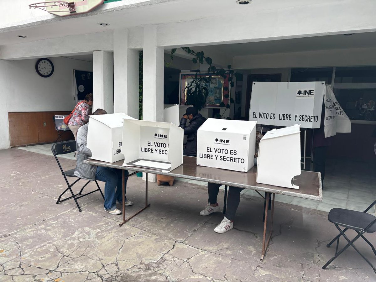 Hoy nos tocó participar en la misión de observación internacional del <a href="/iecm/">IECM</a> en este histórico ejercicio democrático en #México. Gracias por la invitación!
#FuerzaMigrante