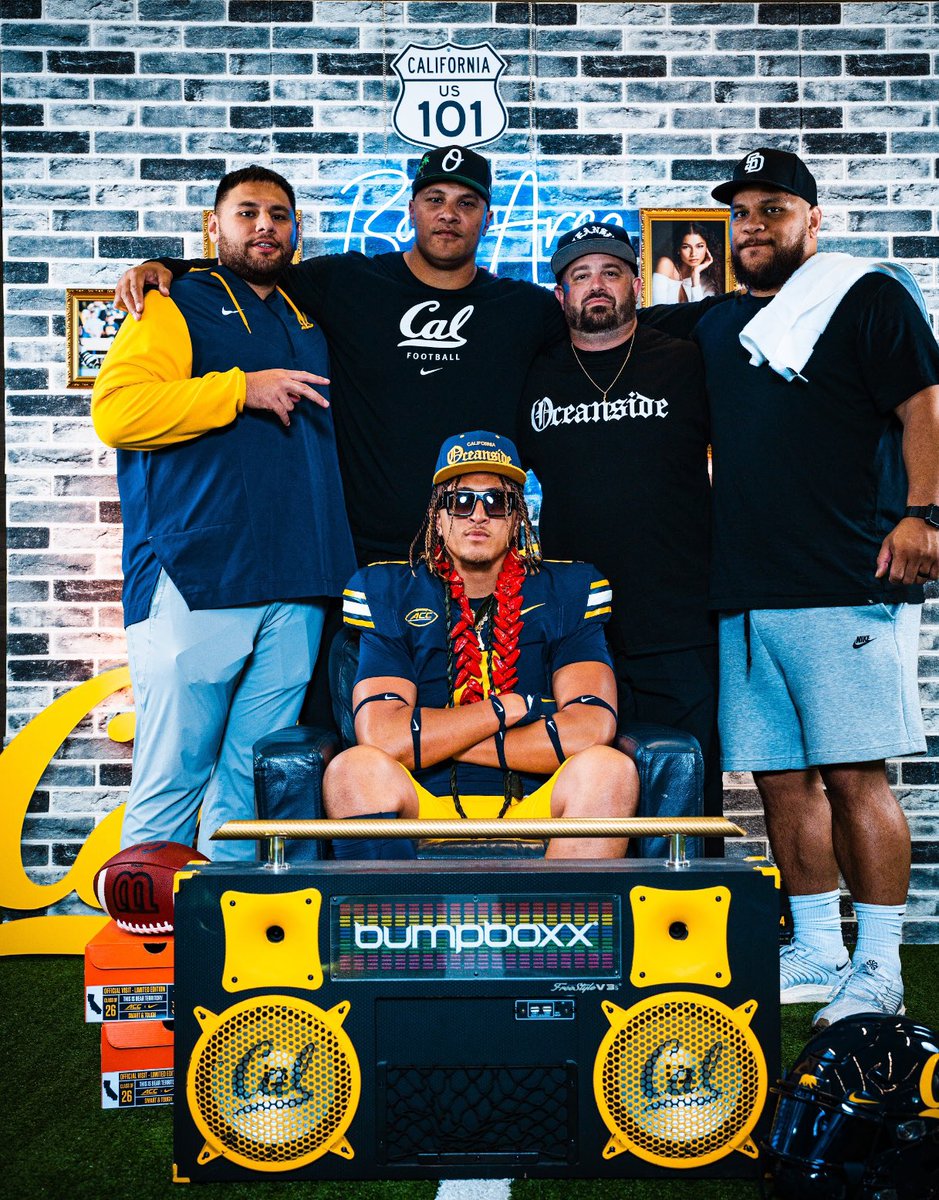 Ezaya Tokio (@ezaya_tokio) on Twitter photo Me and the family had a great time at the University of California Berkeley GO GOLDEN BEARS🐻!!!
<a href="/CalFootball/">Cal Football</a>
<a href="/Coach_Sooto/">Vic So'oto</a>
<a href="/Coach_MikeBruno/">Michael Bruno</a>
<a href="/si_one11/">Sione Ta'ufo'ou</a>
<a href="/AnaeCoach/">Famika Anae</a> Me and the family had a great time at the University of California Berkeley GO GOLDEN BEARS🐻!!!
<a href="/CalFootball/">Cal Football</a>
<a href="/Coach_Sooto/">Vic So'oto</a>
<a href="/Coach_MikeBruno/">Michael Bruno</a>
<a href="/si_one11/">Sione Ta'ufo'ou</a>
<a href="/AnaeCoach/">Famika Anae</a>