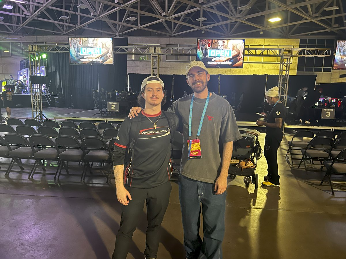Top8BigH's tweet photo. Dreamhack Dallas 2025 https://t.co/ejc6qAQ2iD