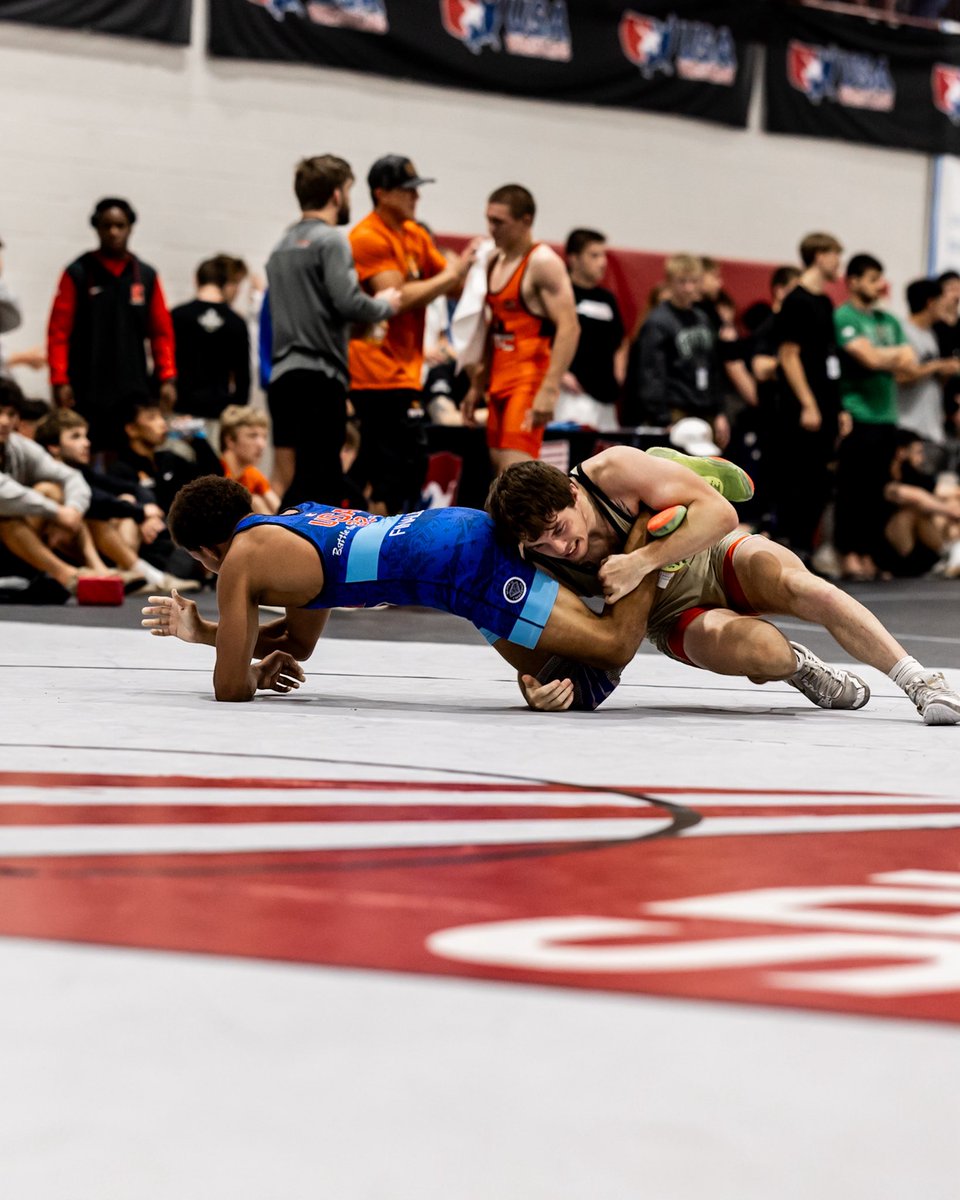 UNI Wrestling tweet media