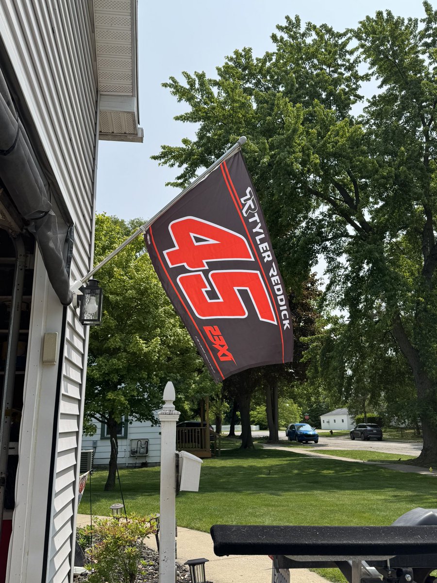 It’s #RaceDay on #whitmorelake #Michigan Let’s go <a href="/TylerReddick/">Tyler Reddick</a> , get it done in #musiccity tonight!! <a href="/23XIRacing/">23XI Racing</a> <a href="/NASCAR/">NASCAR</a>