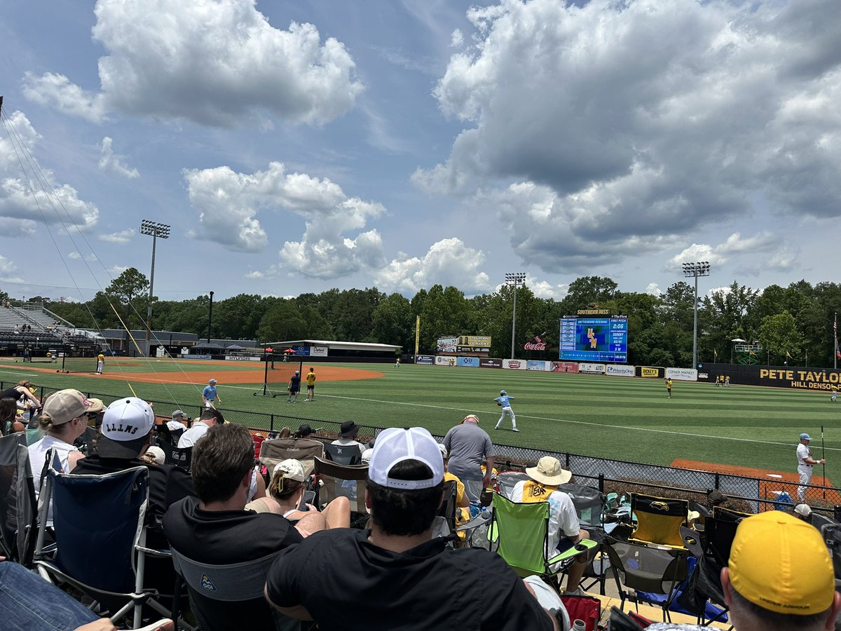 dbubrig's tweet photo. One more go for us, let’s get the dub @SouthernMissBSB ! https://t.co/6KtdzB3fi2