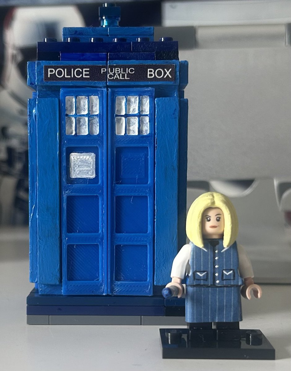 DWplaytime's tweet photo. Introducing… Billie Piper! #DoctorWho @billiepiper Very Excited! https://t.co/ASU5D6fUT5
