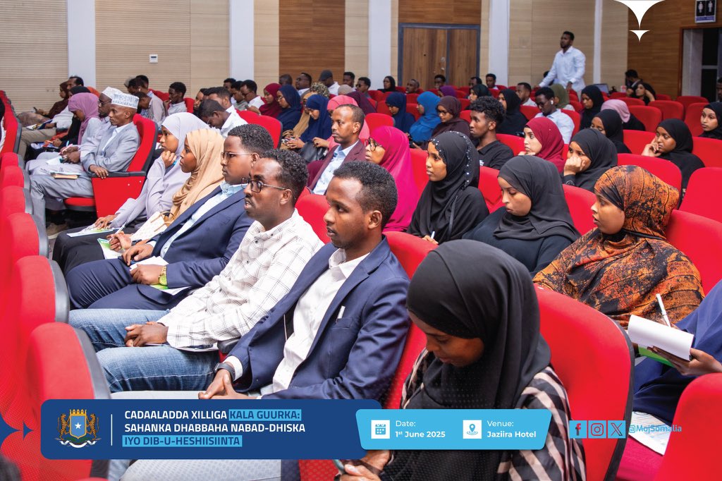 Ministry of Justice and Constitutional Affairs🇸🇴 (@mojsomalia) on Twitter photo The Permanent Secretary of the <a href="/MojSomalia/">Ministry of Justice and Constitutional Affairs🇸🇴</a> officially opened a public forum on Transitional Justice and the Path to Peacebuilding and Reconciliation, highlighting it as a national opportunity to ensure truth-telling, victim participation, and lasting justice. The Permanent Secretary of the <a href="/MojSomalia/">Ministry of Justice and Constitutional Affairs🇸🇴</a> officially opened a public forum on Transitional Justice and the Path to Peacebuilding and Reconciliation, highlighting it as a national opportunity to ensure truth-telling, victim participation, and lasting justice.