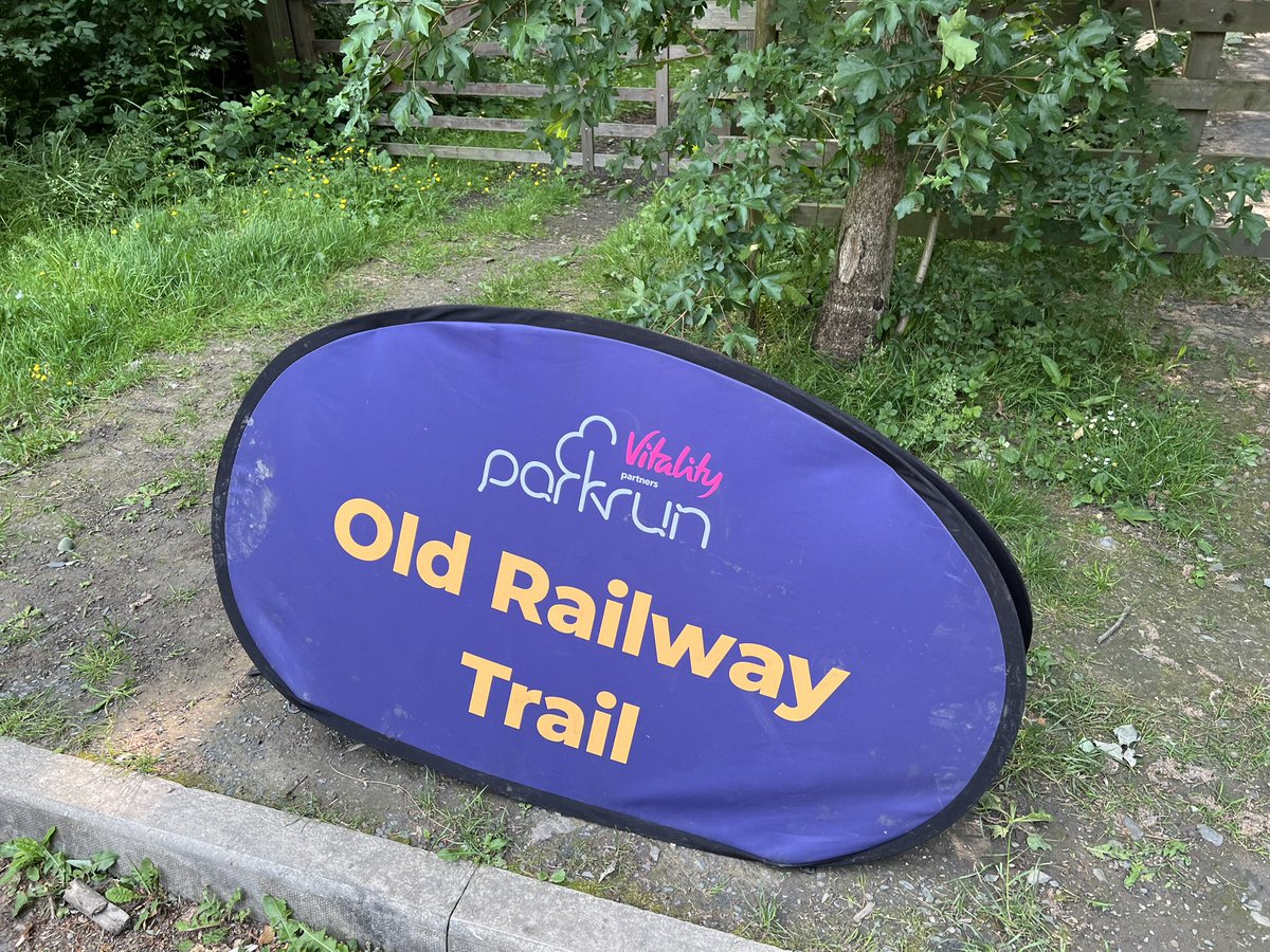 wilkoloopylu's tweet image. #NHS1000miles week 21 for 2025
Walk 🚶‍♀️8.09 miles 
Run 🏃🏻‍♀️ 21.84 miles
Total 29.93 miles 
YTD 839.80 miles 
Low on walking miles due to miserable weather and half term. Another letter done on my park run alphabet