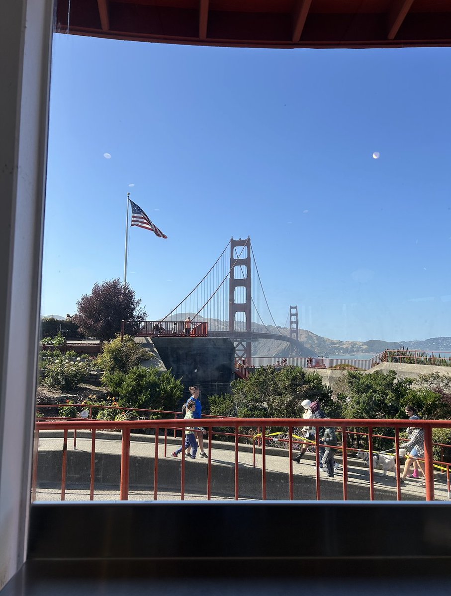 too many SF tourists waste their time with cable cars or the wharf

they miss the city's real magic:

ai founders raising $250M pre-product pre-revenue

that’s why i loudly take investor calls at the golden gate bridge

 just doing my part to share the authentic SF experience