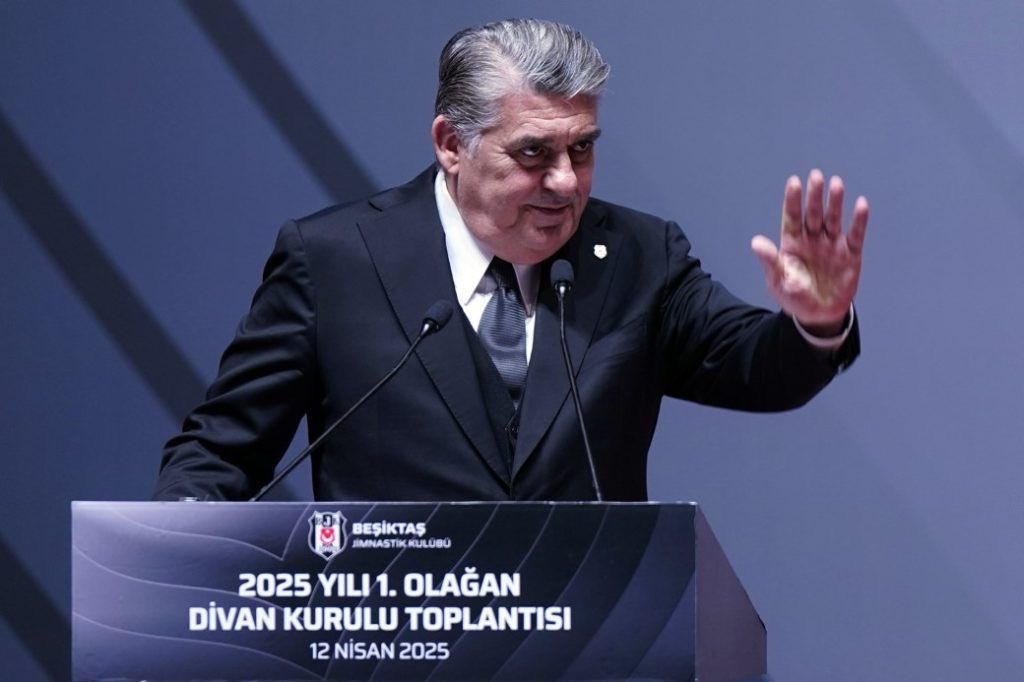 Şimdi yapılması gereken ilk şey, ön eleme turları için en az 2 oyuncuyu yetiştirmek. Top artık sende başkan, hocaya sağlam kadro ver, başka bir planın varsa uygula. Yanındayız.
