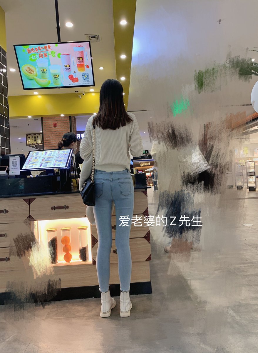 和别人老婆接吻的时候是不是觉得别人老婆的口水都是甜的？😏