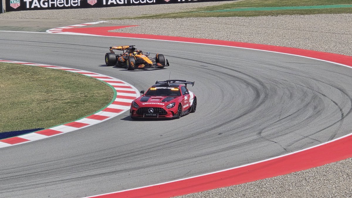 Que bonito te pones <a href="/Circuitcat_es/">Circuit de Barcelona-Catalunya</a> por mas años así, han sido tres dias de diez!!!! Nos vemos en 2026!!! #SocCircuit #SpanishGP