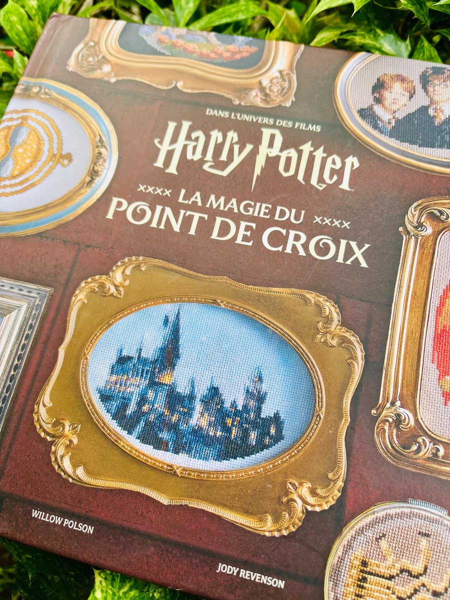 HUGINNMUNINNOFF's tweet photo. Drago Malefoy, le Serpentard le plus aimé de la saga #HarryPotter, est né le 5 juin 🖤💚

Pour tous les Potterheads créatifs, le patron du blason de sa maison est à retrouver dans Harry Potter : la magie du point de croix✨ https://t.co/v6jOsdPoIP