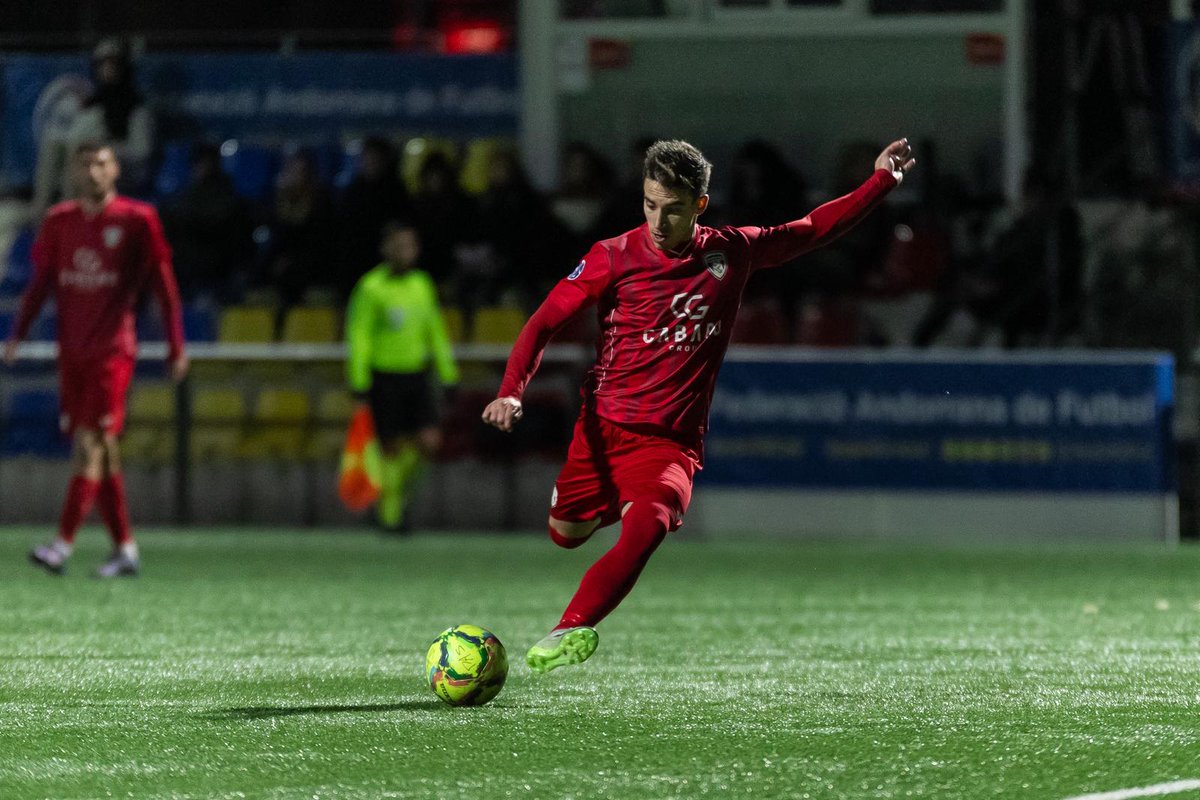 ¡CAMBIO DE AIRES!

El delantero Cristian "Chispa" Novoa no continuará con el FC Santa Coloma de la Primera División de Andorra en donde tuvo 3 años muy productivos a nivel goleador, incluso anotando en la UEFA Conference League.

El atacante venezolano se encuentra libre.