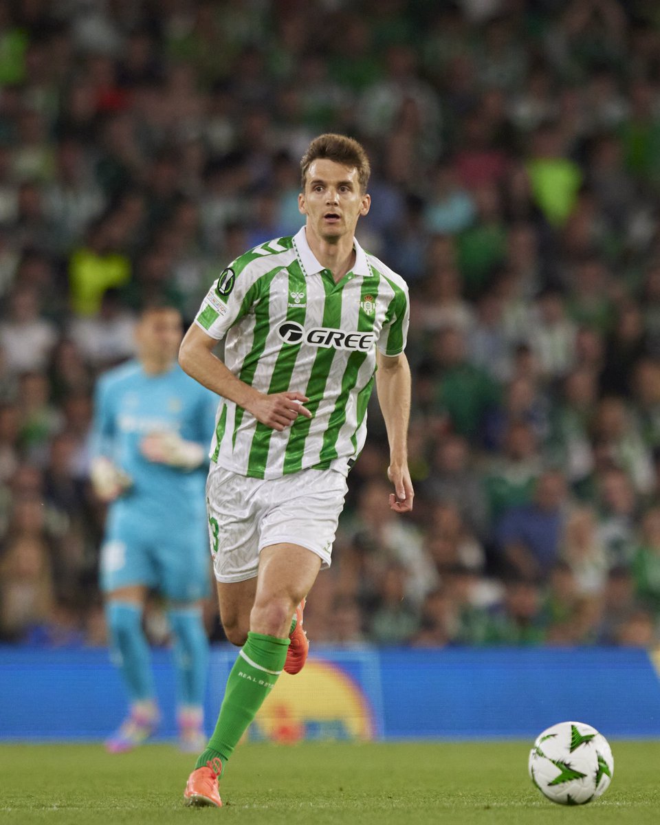 Diego Llorente tweet media