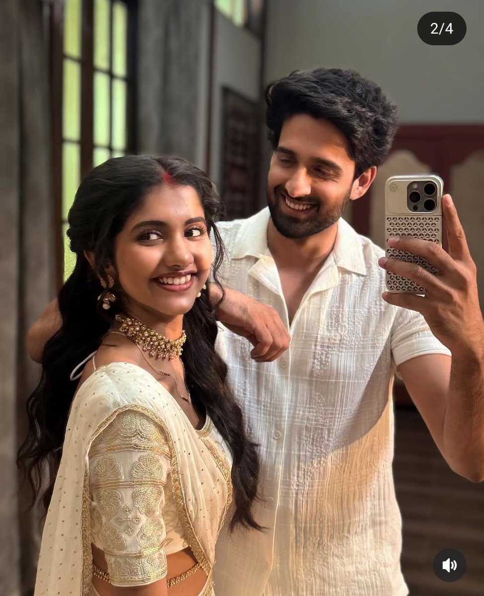 Laaptaganj123's tweet photo. My fav pics of them♥♥🫂🔥🔥
#PocketMeinAasmaan #digvani #FarmaanHaider #AbhikaMalakar https://t.co/e56GFq5Q13