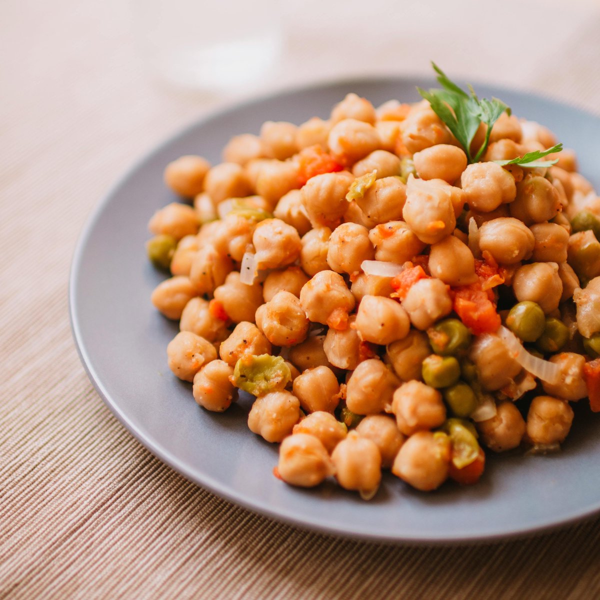Health Benefits Of Chickpeas (Chana) We All Should Know
food.ndtv.com/webstories/foo…
#benefits #chickpeas #chana
