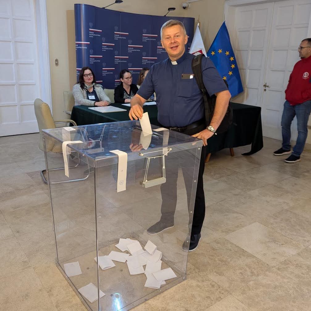 xPablo_Ch's tweet photo. Przyznam, że ten głos w #WyboryPrezydenckie2025 trochę mnie kosztował i sił i czasu i $ ale to przecież o Polskę chodzi, o moją  Ojczyznę, tu nie ma co się rozczulać nad sobą. Nasi przodkowie oddawali życie za Ojczyznę, ja oddałem moj głos✌️ 
I już na nowo w mojej dżungli #misje https://t.co/V5YlLV4t5z