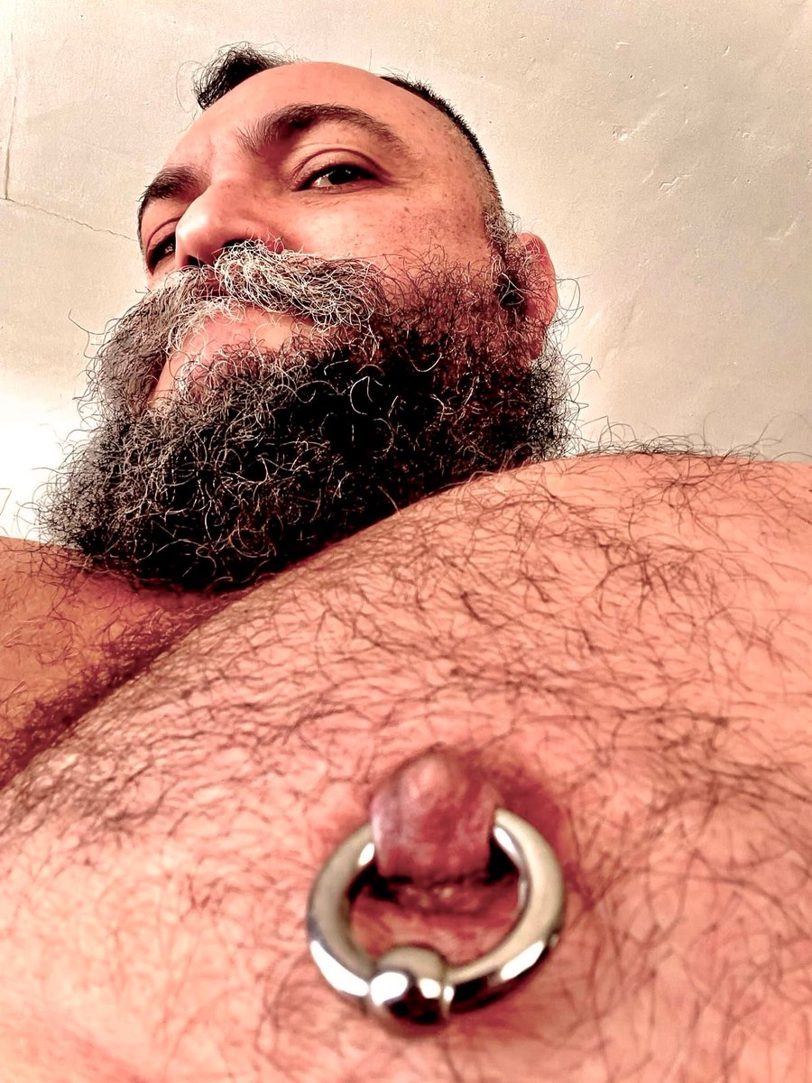Up to my nipples in  P - R - I - D - E 
🤍🩷🩵🤎🖤❤️🧡💛💚💙💜
Confidence ▪️Self-respect
▪️Respectful of others 
🐷  🏳️‍🌈  ⛓️  🏳️‍⚧️  🐻  🇲🇽  🍆
#hitithard #honchostyle